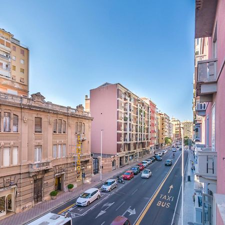 Sunscape Rooms Cagliari City Center מראה חיצוני תמונה
