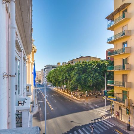 Sunscape Rooms Cagliari City Center מראה חיצוני תמונה