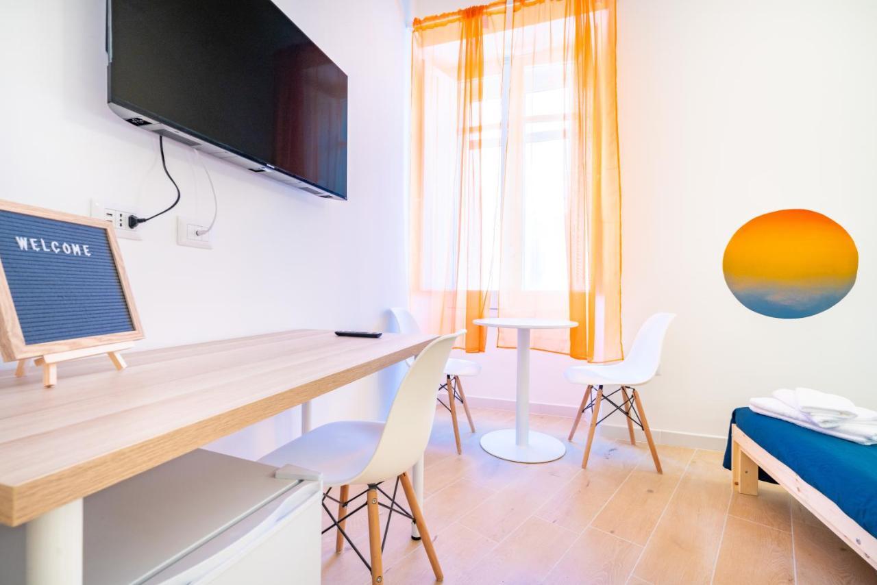 Sunscape Rooms Cagliari City Center מראה חיצוני תמונה