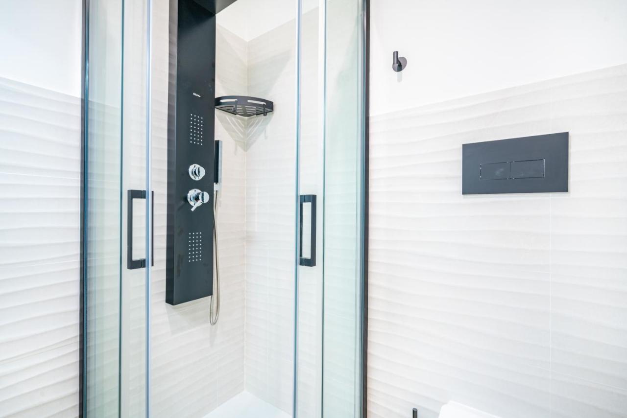 Sunscape Rooms Cagliari City Center מראה חיצוני תמונה