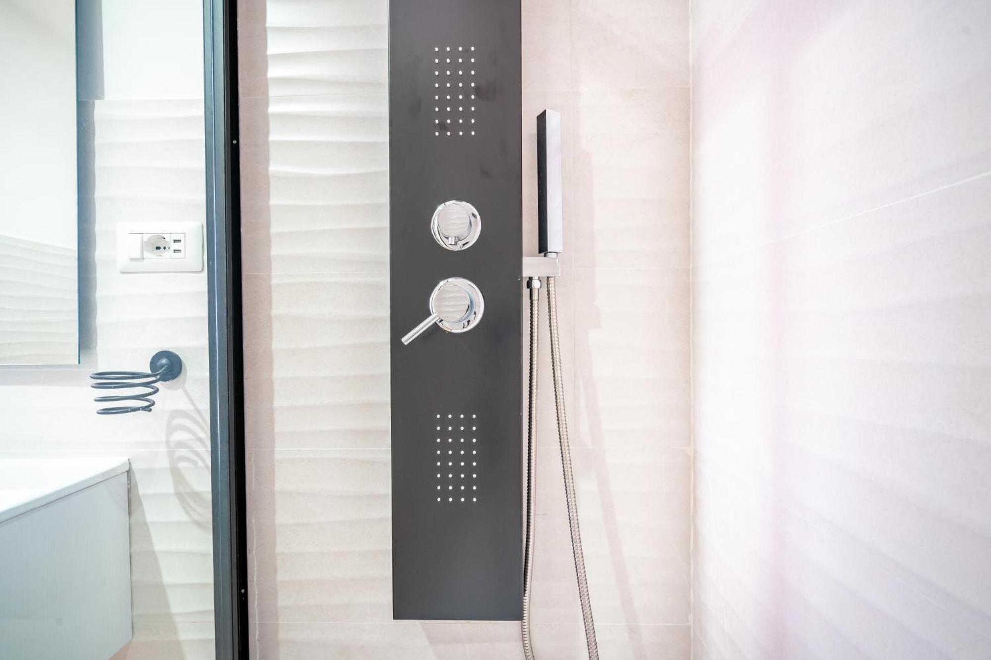 Sunscape Rooms Cagliari City Center מראה חיצוני תמונה