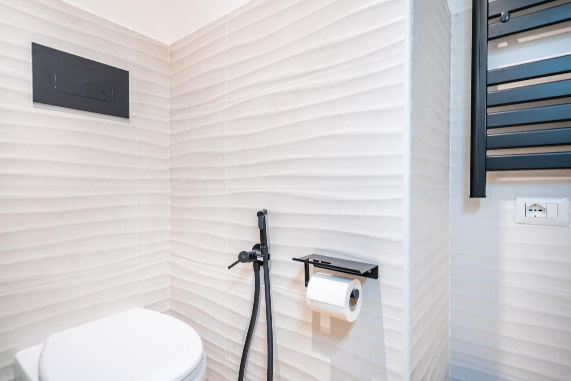 Sunscape Rooms Cagliari City Center מראה חיצוני תמונה